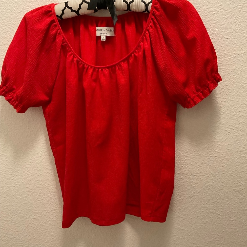 Madwell texture and thread peasant top